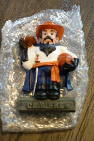 2 Virginia Cavaliers University of Virginia Cavalier Wahoo Mascot MAGNETS NEW Cover