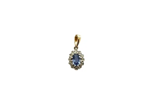 1989 Sapphire and Diamond Pendant 9ct Gold Cluster Sapphire Gold Vintage Pendant - Picture 1 of 17