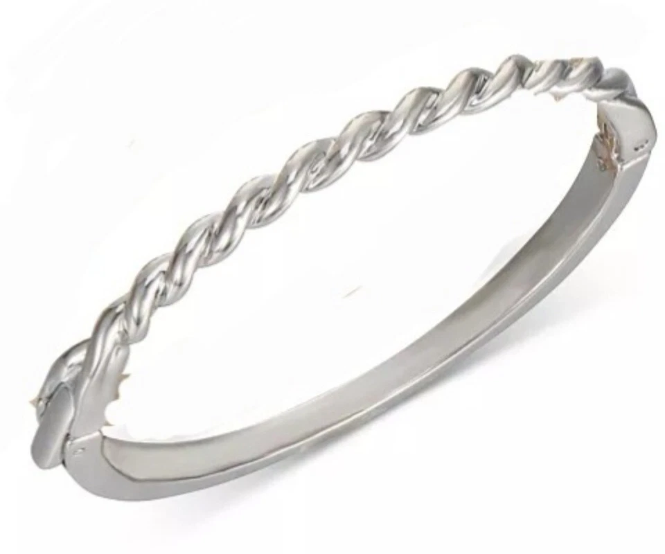 NOVO...Pulseira Charter Club pulseira torcida criada para Macy's - Tom prata!! - Imagem 1 de 1