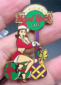 Hard Rock Cafe Chicago Santa’s Helpers Pin LE of 400 - Picture 1 of 4