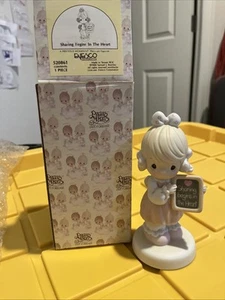 Precious Moments Sharing Begins in the Heart Figurine - Picture 1 of 1