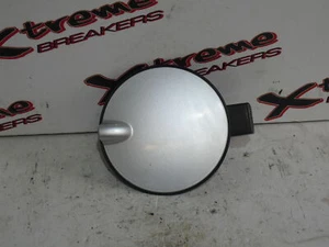 VAUXHALL CORSA D 2007-2014 TANKKLAPPE DECKEL DECKEL ABDECKUNG SILBER - XBFF0011 - Bild 1 von 2