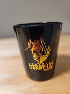 Kentucky Derby 1996 1,5 oz vaso de chupito negro con logotipo dorado - Imagen 1 de 1
