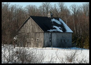 NOSTALGIC DOOR COUNTY GREETING CARDS - 10 VINTAGE WINTER BARNS SET - Picture 1 of 11