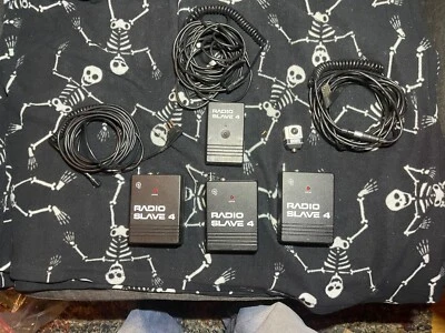 Wein HSHSB safe Sync Hot Shoe To Hot Shoe And Assorted Quantum Radio Slave 4 - Image 1 of 4