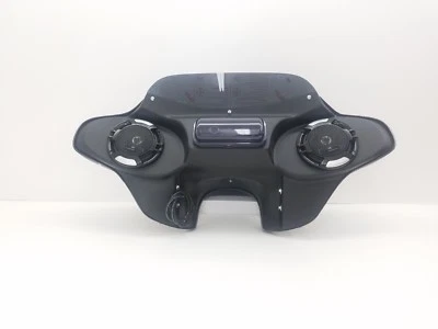 Heritage  6 1/2" Speakers, Radio Batwing Fairing, softail Deluxe Harley Davidson - Image 1 of 4