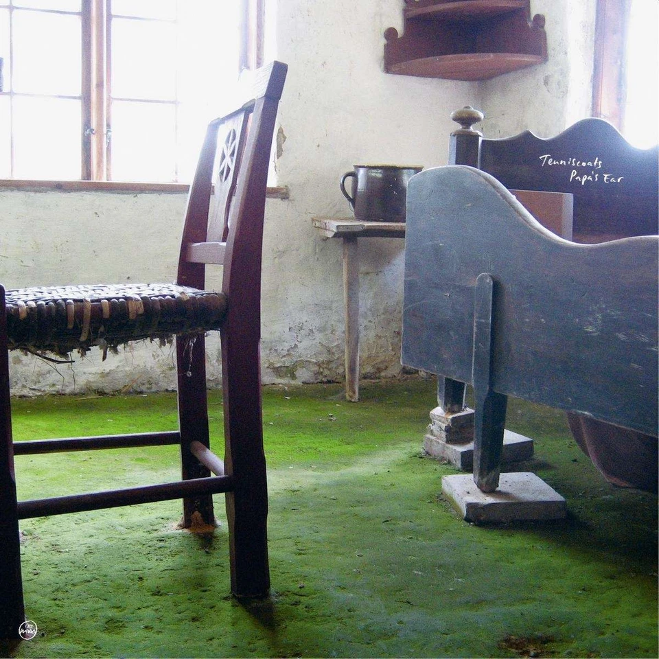 Tenniscoats: Papa's Ear  (Reissue 2022) -   - (CD / P) - Bild 1 von 1