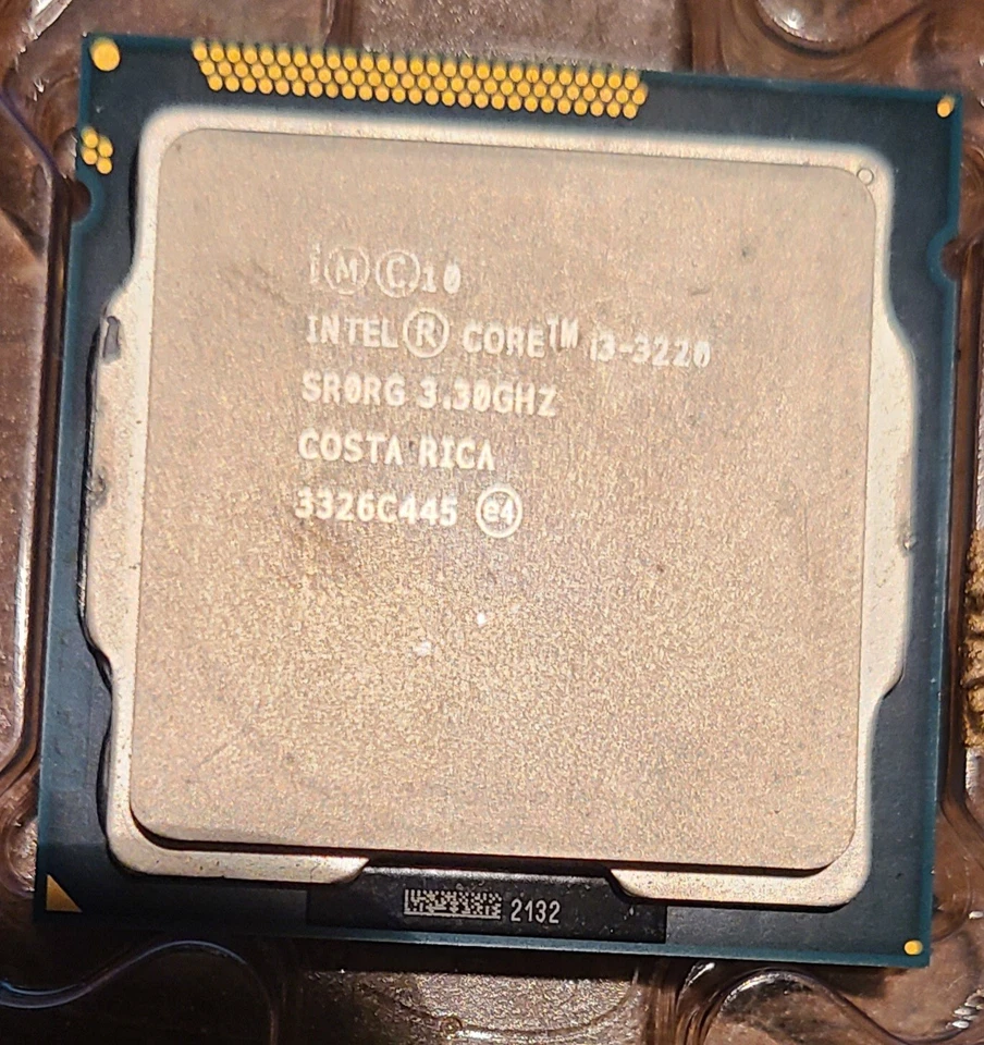 Intel Core i3-3220 3.30GHz Dual-Core CPU Processor SR0RG LGA1155 - Image 1 of 1