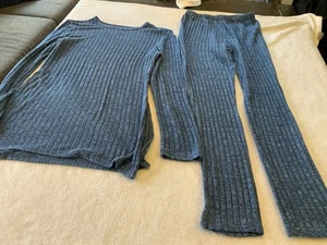 Zweiteiliges blaues Damenoberteil und Leggings Größe L. SKU 2902 - Bild 1 von 7