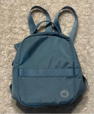 Mini mochila Athleta Girl Always, usada en excelente estado Foto 1 de 2