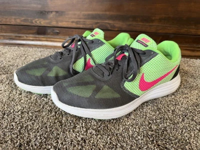 Nike Revolution 3 Sneaker Damen 11 Grün - Bild 1 von 4