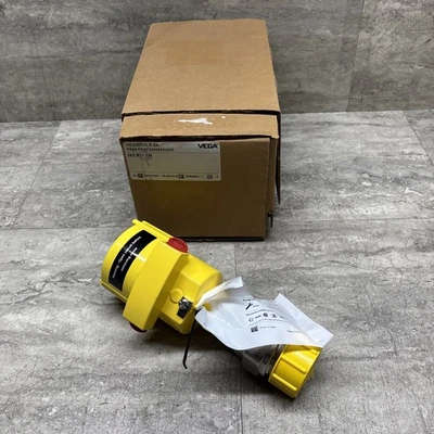 Vega PS64.FEUTDAHXANAXX Vegapuls64 Radar Level Sensor, 4-20mA Hart 12-35VDC, New - Image 1 of 4
