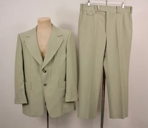 Mens VTG 70s 2 PC Mint Green Polyester Leisure Suit Sz 40-42 Short 1970s Disco - Picture 1 of 13