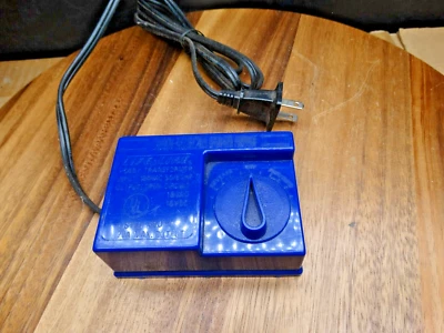 Трансформатор в масштабе HO Life Like Trains 16 В постоянного тока / 18 В переменного тока - Изображение 1 из 4