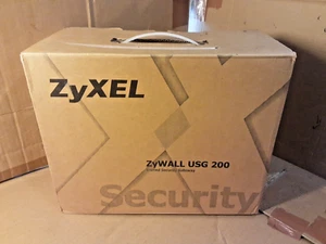 Zyxel ZyWall USG 200 Dispositivo firewall gateway di sicurezza unificato - IN SCATOLA - Foto 1 di 8