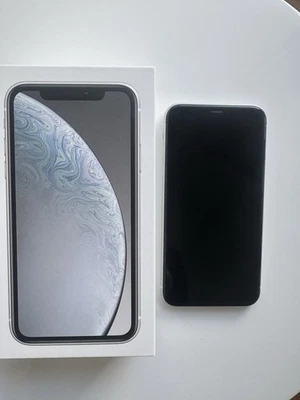 iPhone XR Weiß 64GB, Batterie  100% Top Zustand Keine Kratzer Ohne Simlock - Bild 1 von 4