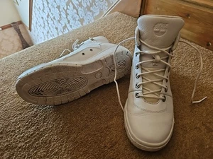 Timberland Ladies Earthkeepers White Boots Size 5 - Picture 1 of 6