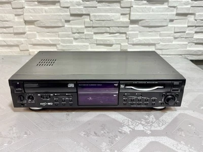 Lifetec MiniDisc Player mit CD Player Kombination LT8964 spielt nicht mehr ab - Bild 1 von 4