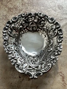 Birmingham 1895 Sterling Silver Victorian Bon Bon Dish - Heart Shaped - Picture 1 of 13