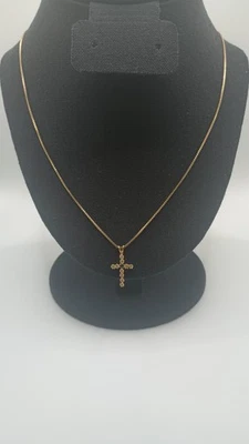 Collar y colgante de cruz 14k GF 23 pulgadas de peso 3,69 g Foto 1 de 3