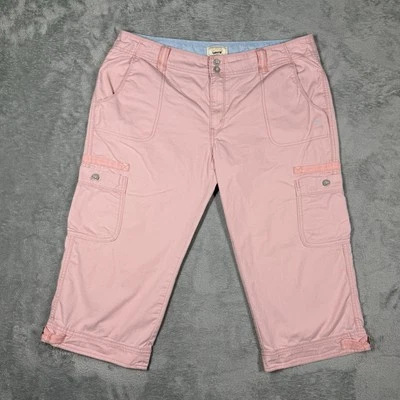 Calça bermuda Levi's Capri feminina 14 rosa roll up - Imagem 1 de 4