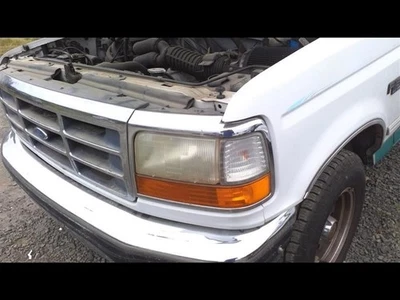 Luz de estacionamiento/esquina del conductor de 8501 PBV para camioneta Ford F250 92-97 25934603 Foto 1 de 4