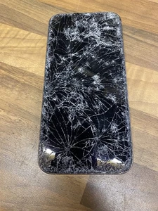 Apple iPhone 15 Pro Max 256GB 89% battery health spares or repair untested - Picture 1 of 4