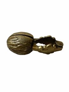 VINTAGE HEAVY CAST BRASS Walnut Or Pecan Shaped NUTCRACKER - Picture 1 of 15