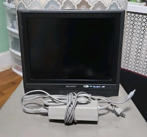 WORKING! Sharp Aquos 13" 4:3 LCD EDTV LC-131U-B Progressive Scan Gaming TV - Picture 1 of 10