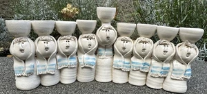 Cerámica de estudio firmada por Sue Treuman Hanukkah Menorá caprichosa - Imagen 1 de 12