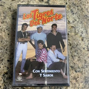 LOS TIGRES DEL NORTE CON SENTIMIENTO Y SABOR Cassette Rare - Picture 1 of 2