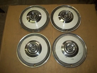 Tapacubos AMC Pacer Concord Gremlin Hornet Matador Tapacubos Tapacubos 14" BLANCO OE Foto 1 de 4