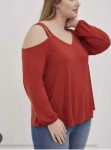 Torrid Size 3 / 3X / 22W / 24W Red Strappy Cold Shoulder Crepe Top Womens Plus - Picture 1 of 7