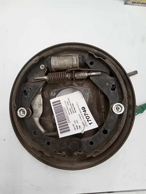 03-08 PONTIAC VIBE FWD RIGHT PASSENGER REAR BRAKE BACKING PLATE USED OEM - Image 1 of 4