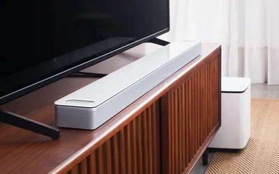 Bose Smart Soundbar 900 weiß mit Bluetooth - Bild 1 von 2
