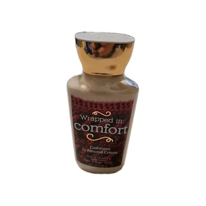 Bath & Body Works lozione corpo avvolta in comfort - 8 fl oz - RARA fuori produzione - Foto 1 di 2