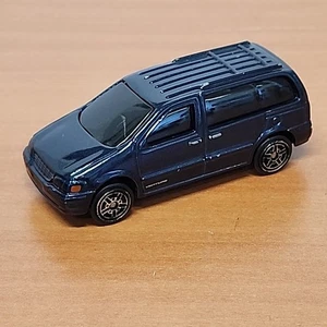 Chevrolet Venture 2000 Maisto azul fundido a presión minivan 1:64 RARO EXCELENTE ESTADO - Imagen 1 de 7