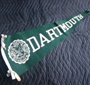 Banderín de fieltro con logotipo de escudo de armas nativo vintage de DARTMOUTH UNIVERSITY años 60 - Imagen 1 de 4