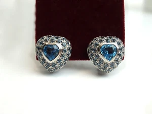 Orecchini topazio blu 7 carati oro bianco 750 a forma di cuore - Foto 1 di 6