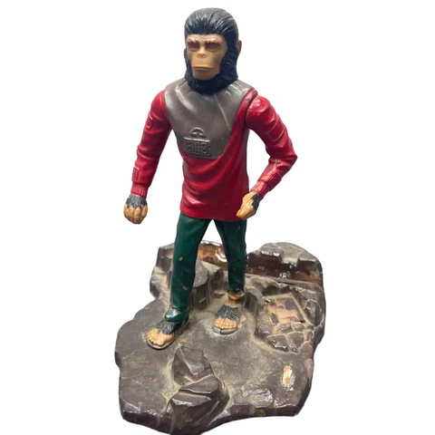 Vintage 1973 Planet of the Apes Figurine Cornelius POTA on Stand Cover