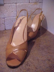 Vintage ~ Bruno Magli ~ Italien ~ Gr. 9 AAAA Leder Sling ~ offene Peeptoe ~ 3" Absatz Schuh Pump - Bild 1 von 7