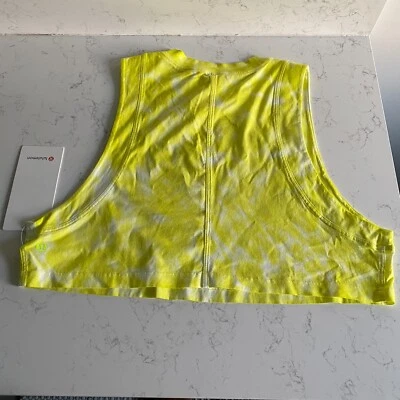 Regata Lululemon All Yours Feminina Marmoleado TieDye Crop Tamanho 4 Outono - Imagem 1 de 4