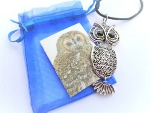 COLLANA PENDENTE GRANDE CORDINO REGOLABILE LUNGO/CORTO 'GUFO SNODATO' - Gift Card &Bag - Foto 1 di 5