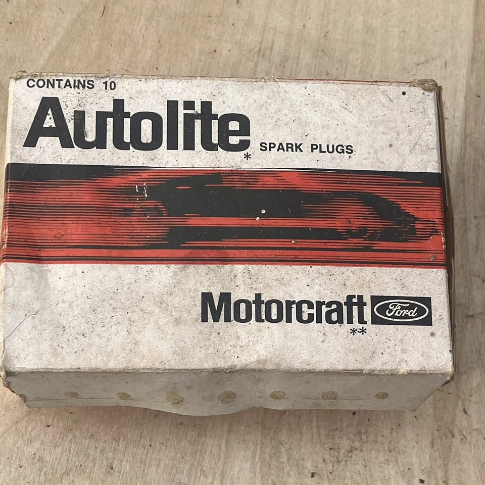 Nuevo de Lote Original Ford BF42 Autolite Bujías 1958-1973 Modelos Coches Camiones Powertip-8 Foto 1 de 4
