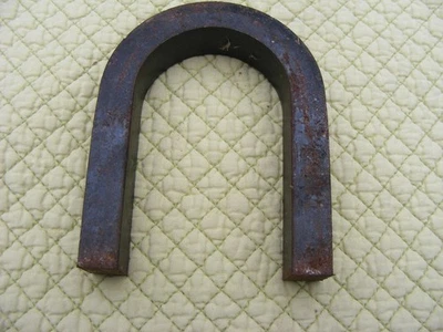 Imán de herradura vintage en forma de U 3,75" L x 3" W x 0,75" D Foto 1 de 3