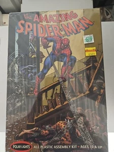 Polar Lights - Comic Scenes Amazing Spider-Man & Kraven the Hunter Model Kit NEW - Picture 1 of 3