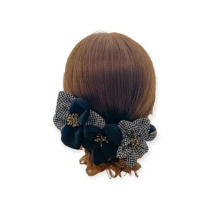 Crepe hair ornament, coming-of-age ceremony, shibori pattern, long-... Brand New - Picture 1 of 8