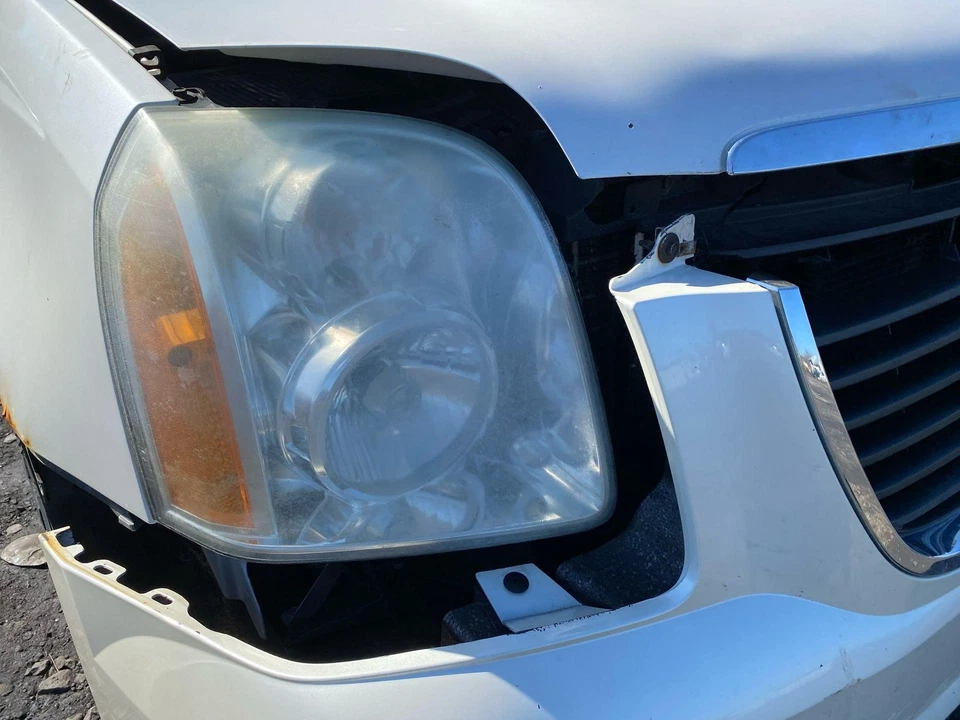 07 08 09 10 11 12 13 14 GMC YUKON XL 1500 Conjunto de faros lado del pasajero derecho Foto 1 de 1