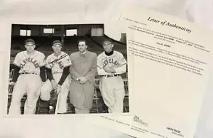 Joe Gordon / Lou Boudreau / Keltner - Cleveland Indians - Signed Photo - JSA LOA - Picture 1 of 1