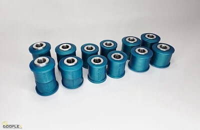 Ford Focus MK1 Kit Controllo Posteriore/Sospensione Bracci Bush TUTTI I MODELLI Boccole in Polizia - Immagine 1 di 4